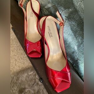 Slingback low pump heels